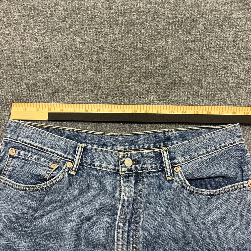 Levi's Denim Shorts Mens Size 38 Blue 505 Regular Fit Medium Wash Cotton Casual